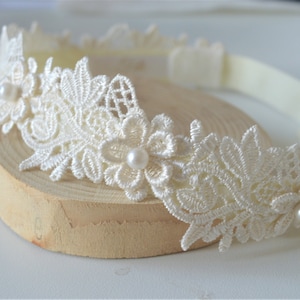 Baby lace tiara, hair band for baptism, christening, beige lace and pearl headband, wedding headpiece for flower girl, newborns