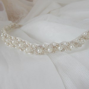 Baby Strass Tiara, Haarband für die Taufe, Spitze und Perle off white Stirnband für besonderen Anlass, Baby Mädchen Tiara, Bild 5