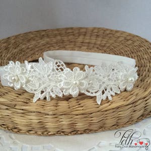 Baby lace tiara, hair band for baptism, christening, beige, off white lace and pearl headband, wedding headpiece for flower girl, newborn