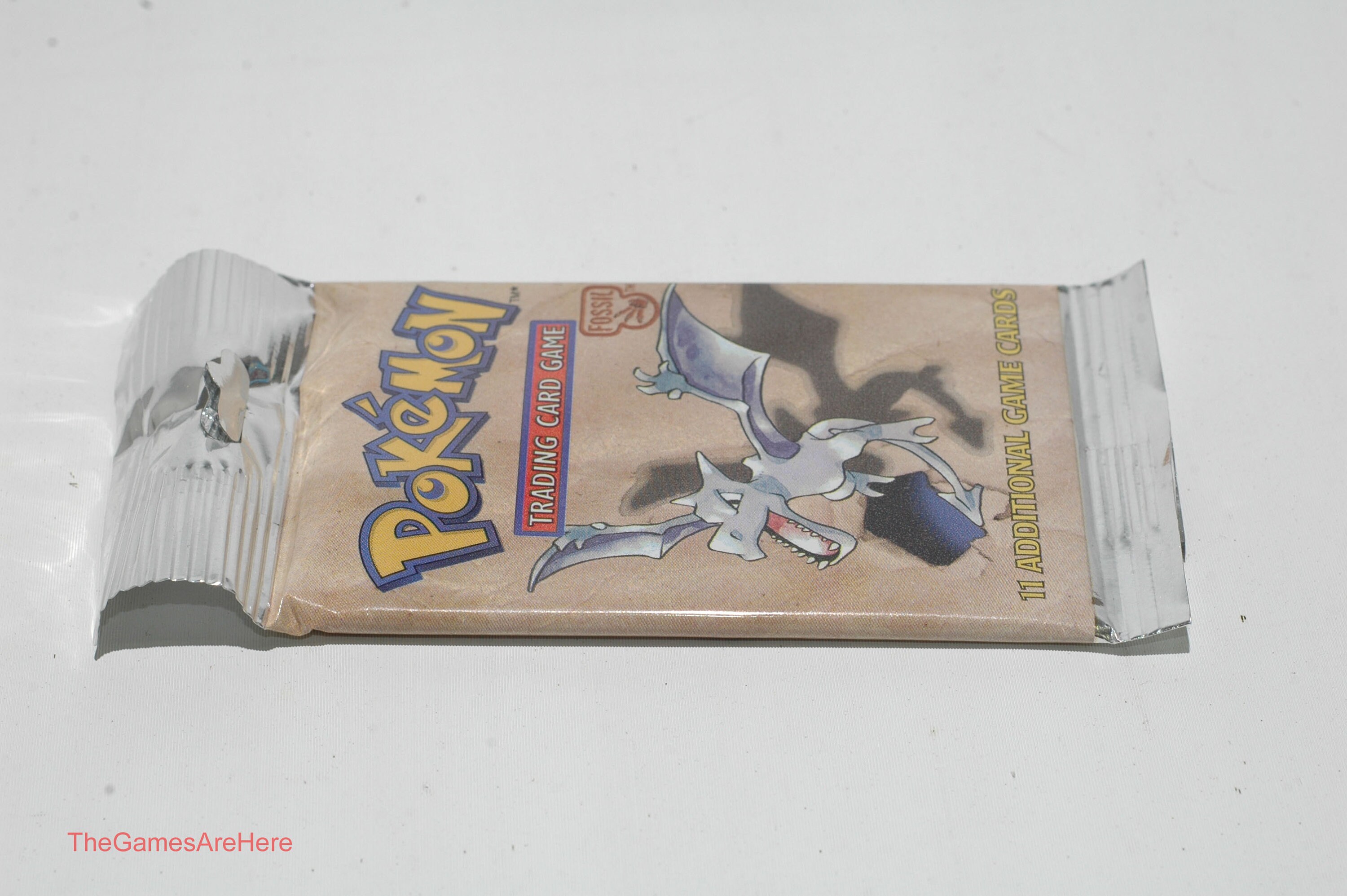 Pokemon Fossil 1st Edition Booster Pack - Aerodactyl - Factory