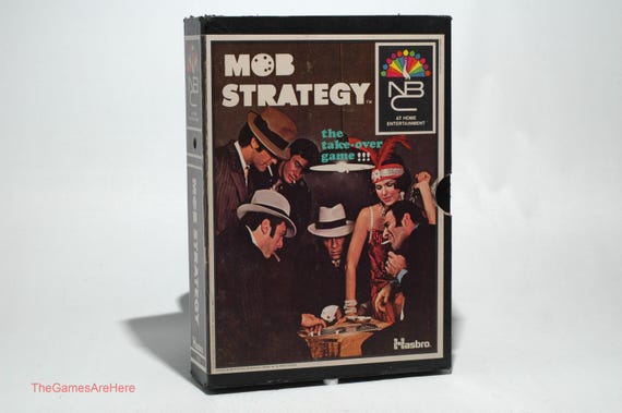 Mob Strategy Game - Hasbro 1969 COMPLETE w Box Damage