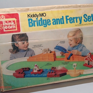 Kiddy Mo Bridge and Ferry Set - Vintage Missing House