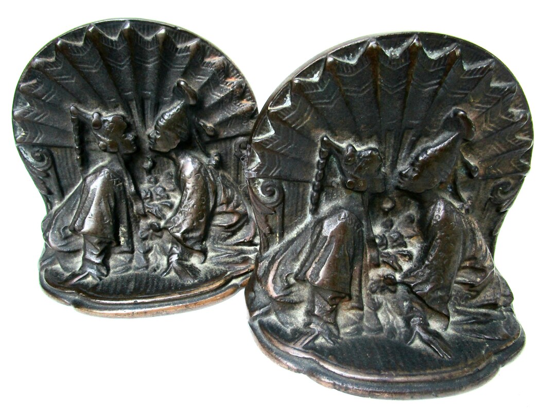 Vintage Thai Kissing Couple Bookends, Cast Metal Siam Decor - Etsy