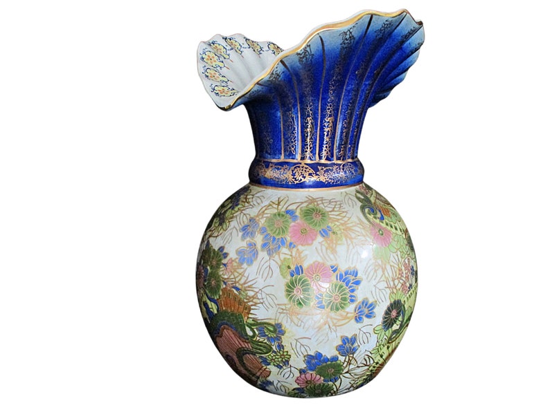 Large Asian Vase, Melon Base, Flared Ruffled Neck, Colorful on Creamy White Background, 16 by 10, Wedding Gift zdjęcie 1