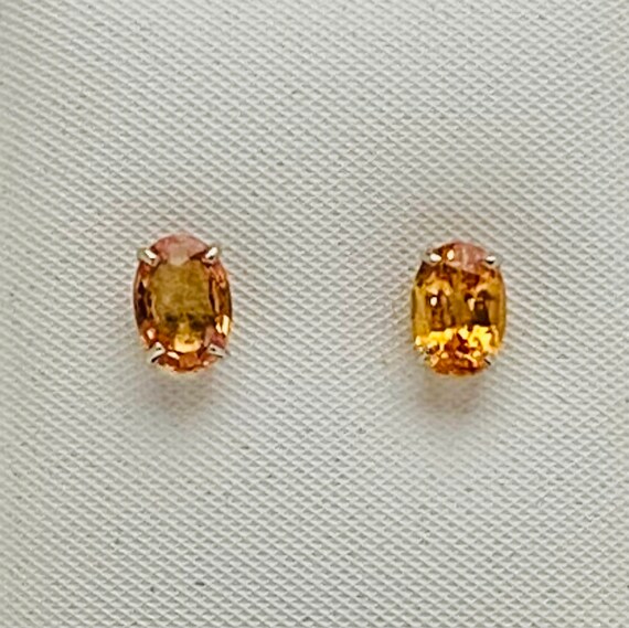 Citrine Stud Earrings in 14k White Gold