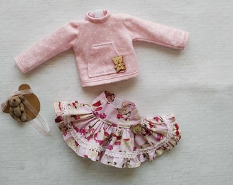 Paola Reina doll cute outfit, skirt and hoodie