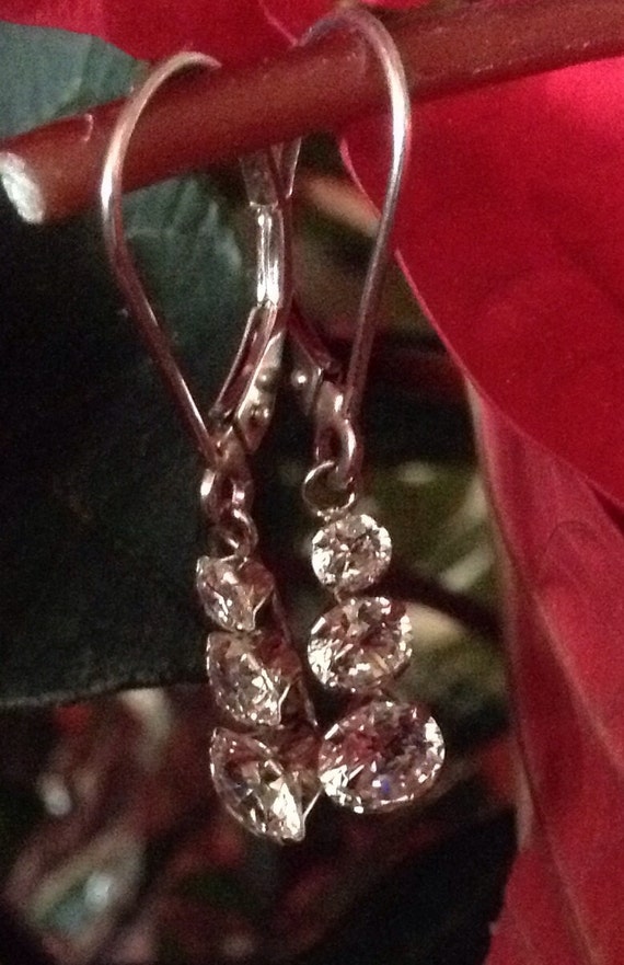 14 k Gold Earrings and cubic zirconias White gold 