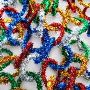 10 PLUS Feet of Vintage Metallic Tinsel Chain Link Christmas or Holiday Garland, Christmas Tree, Archway or Window Decoration Ornament