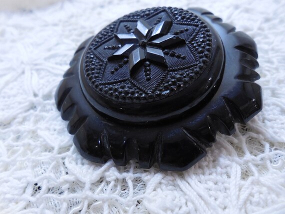 Antique, Carved Black Jet Mourning Jewelry Brooch… - image 4