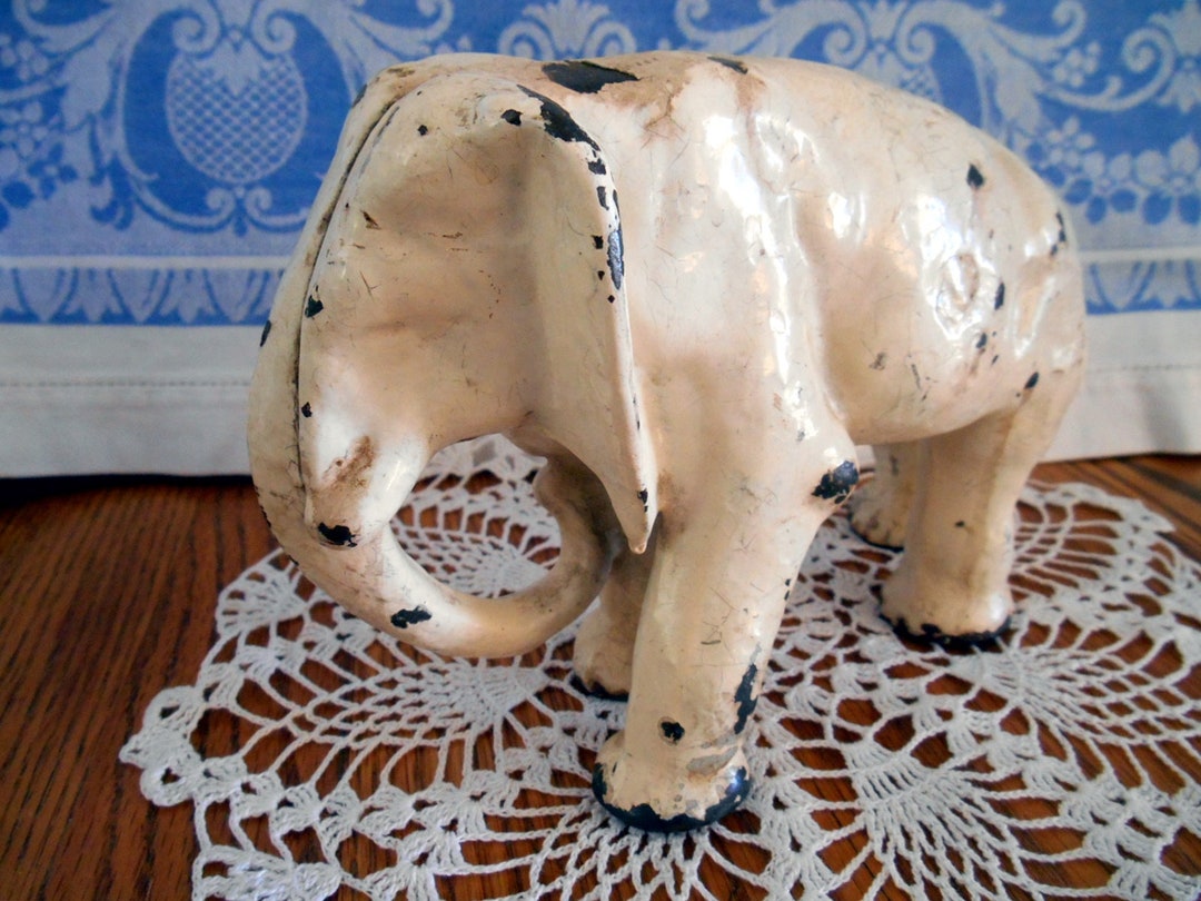Vintage Hubley Cast Iron Elephant Doorstop Door Stop Meaning Etsy