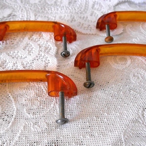 Vintage 1930s Amber Catalin Bakelite Drawer Pulls - Set of 4, Art Deco Translucent Apple Juice Furniture Cabinet Handles with Screws
