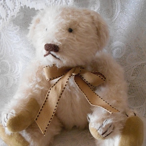 Linda Spiegel Bear - Etsy
