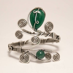 green emerald bracelet - emerald cuff bracelet - emerald bracelet - wire wrapped Jewelry handmade - wire wrapped cuff bracelet