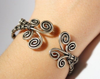 Silver cuff bracelets for women, Wire wrapped bracelet