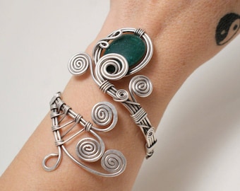 Green Emerald Cuff Bracelet Silver Bracelet For Women Gemstone Cuff Bracelet Wire Wrapped Jewelry Green Stone Bracelet Adjustable Bracelet