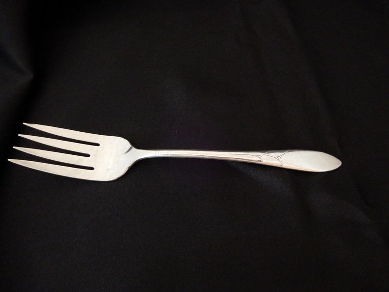 Lady Hamilton Community Plate Meat Fork