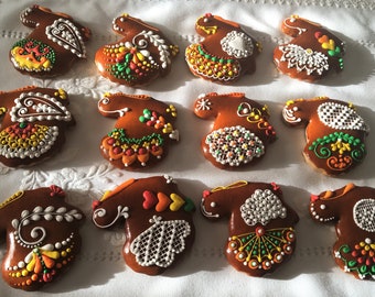 Sweet Turkeys for Thanksgiving  -Icing  decorated Hungarian gingerbread cookies (6 pieces)