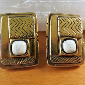 Laurel Burch Gold Tone White Magnesite Tribal Abstract Clip On Earrings