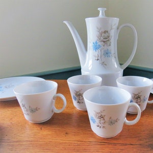 Schirnding Bavaria MCM Coffee Server with Bachelor&#39;s Buttons & 4 Cups
