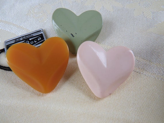 BILL SCHIFFER 3 Heart Brooches Acrylic Resin - 3D… - image 3