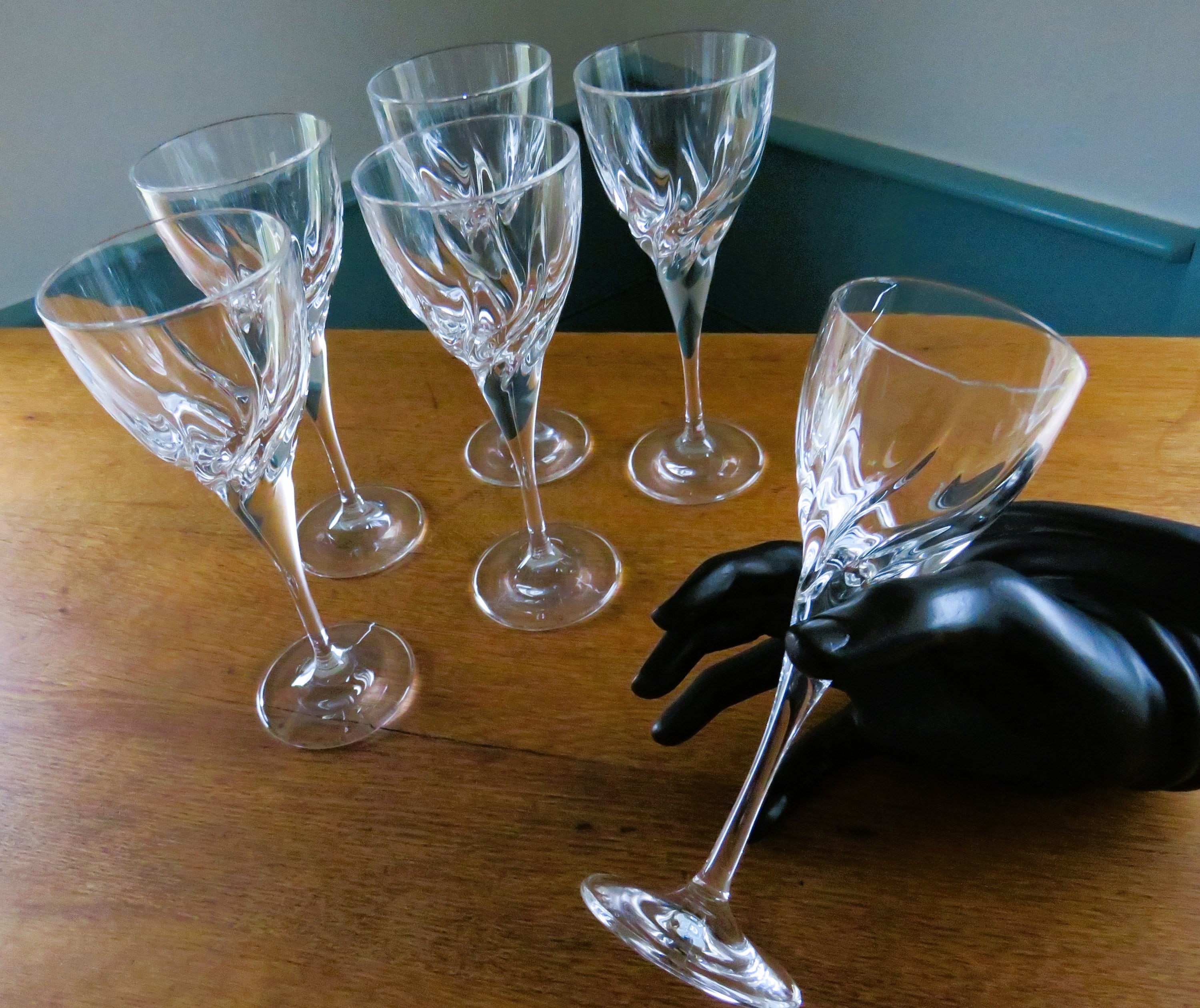 SET of 6 Da Vinci TWIST Wine Glasses/ Water Goblets, RCR Crystal