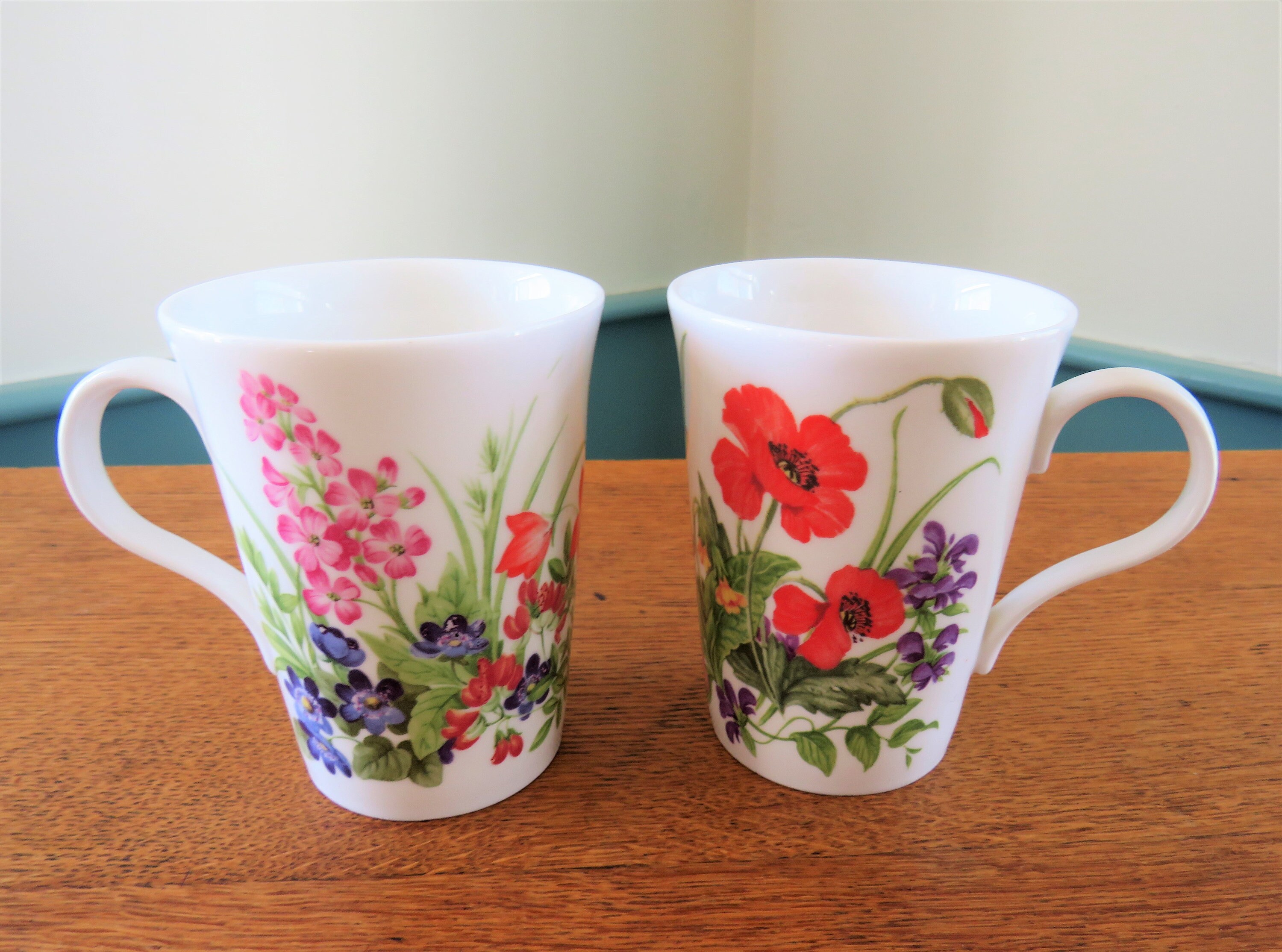 【新品】CathKidsonファインボーンチャイナ花柄マグカップセット 新品】CathKidsonファインボーンチャイナ花柄マグカップセット