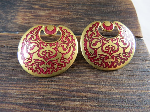 Gold Tone Red Cloisonne Stud Earrings - MMA 1987 … - image 3