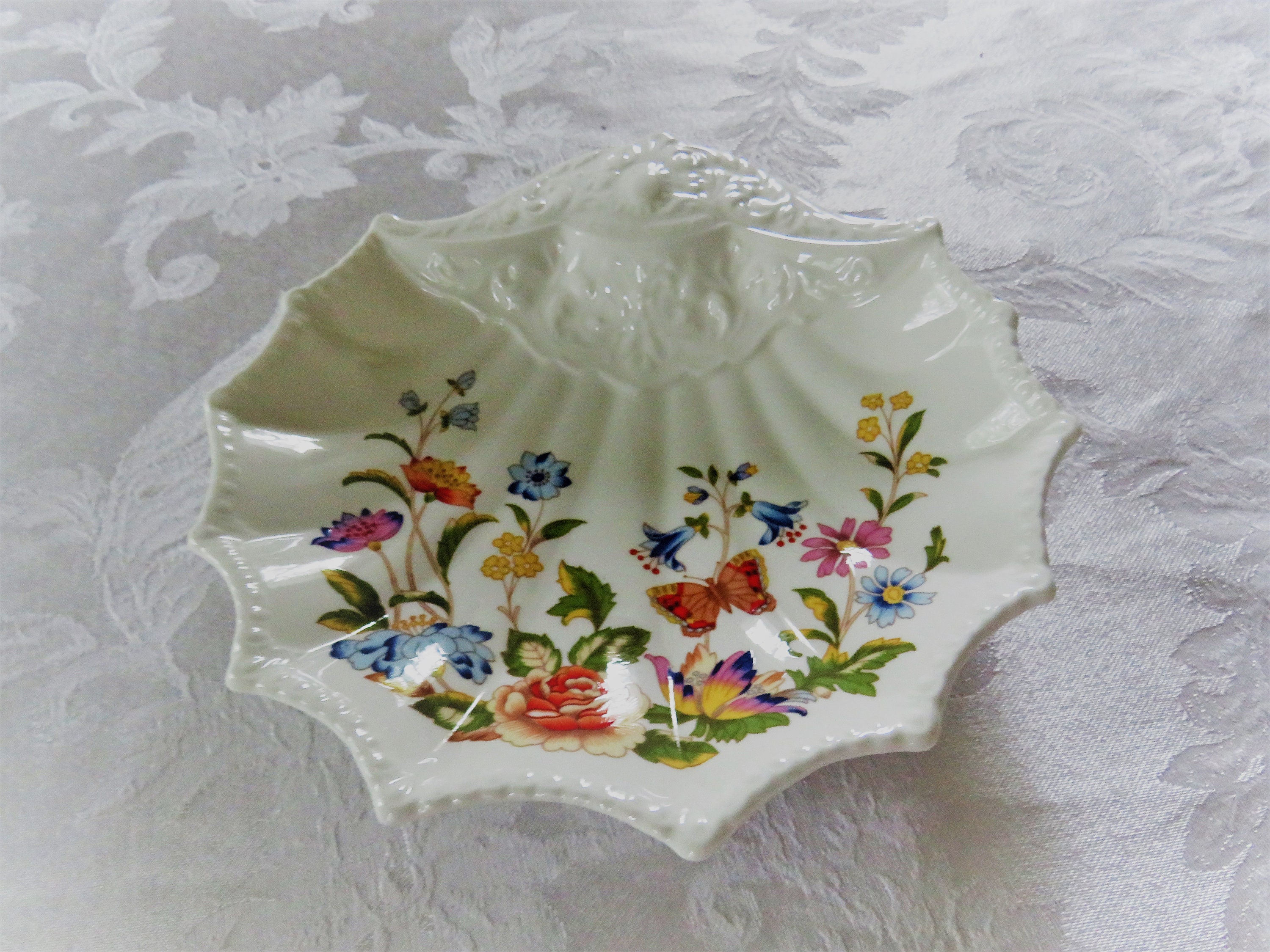 AYNSLEY （エンズレイ）シェル型 ディッシュ AYNSLEY （エンズレイ）シェル型 ディッシュ