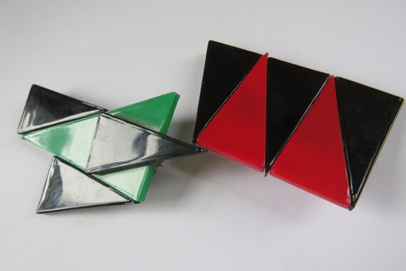 2 Bill Schiffer acrylic resin brooches View 6