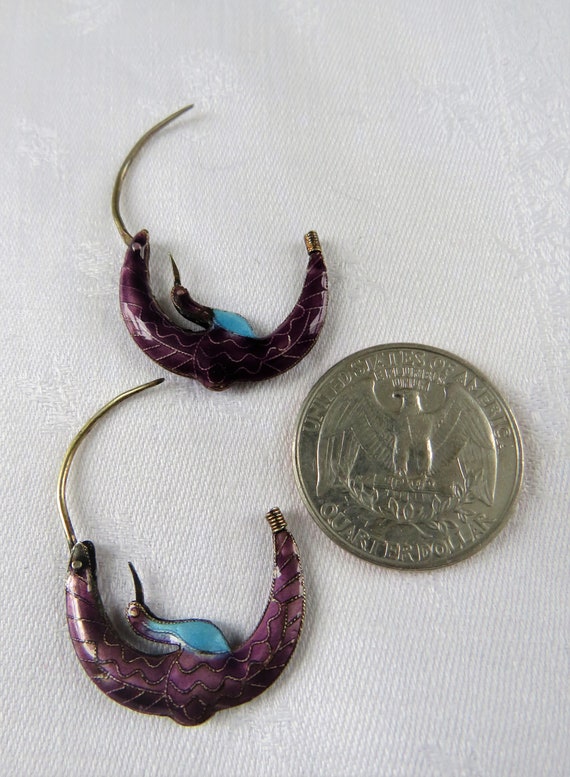 Cloisonne Arched Crane Hoop Earrings - Early Laur… - image 7