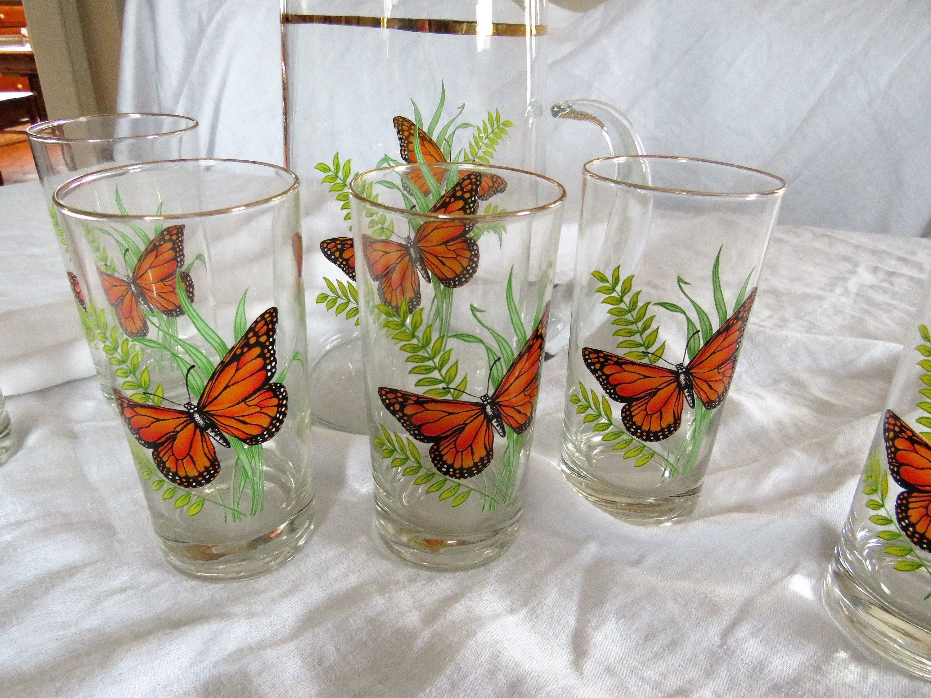 Vintage Clear Etched Butterflies & Leaves Pattern Glass Pitcher