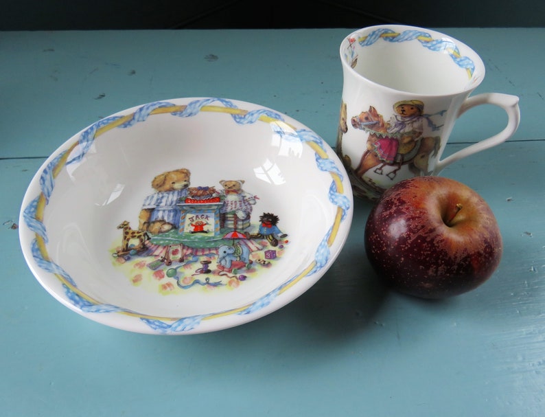 TALES of TEDDIES Childs Bowl and Cup Colour Box Queen's Etsy