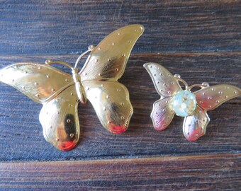 Lot of 2 BUTTERFLY Gold Tone Brooches