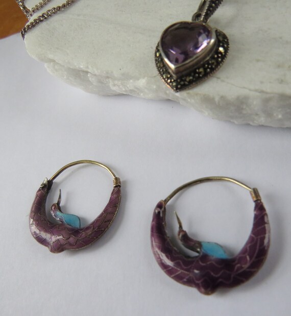 Cloisonne Arched Crane Hoop Earrings - Early Laur… - image 9