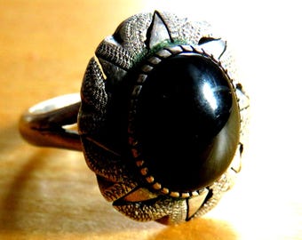 Black Onyx Sterling Silver Ring - Southwestern Style, Size 7