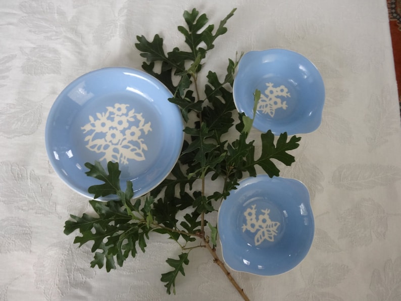 2 Harker Pottery Cameoware Dainty Flowers Pattern blue cereal soup bowls with tab handles excellent condition