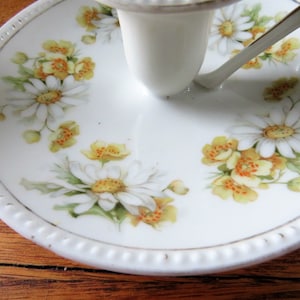 CS PRUSSIA Single Candle Holder, Daisies, Yellow Flowers, Raised Pattern on Edge, 5 1/2&quot;