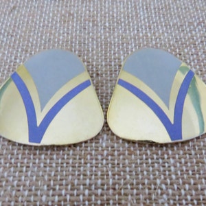 Laurel Burch Triangular Gold Tone Pale Beige Pastel Lavender - Slightly Convex - Graceful Mid Century Modern Studs, 1 1/8&quot; x 1 1/8&quot;