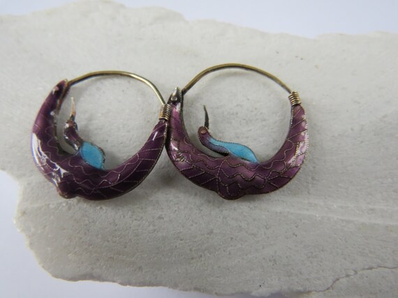 Cloisonne Arched Crane Hoop Earrings - Early Laur… - image 4