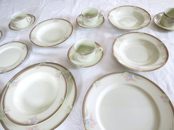 Mikasa MARSHA Dinnerware SET, 1980s, Japan Fine China, 25 Pieces