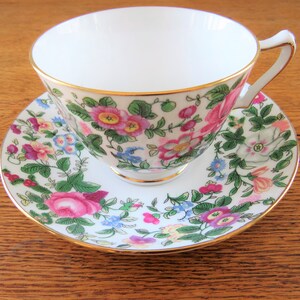 Royal Crown Staffordshire  THOUSAND FLOWERS Fine Bone China Cup & Saucer, Colorful and Bright