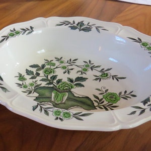 Green Leaf Wedgwood Barlaston Queens Shape oval vegetable serving bowl Pattern N9TK436