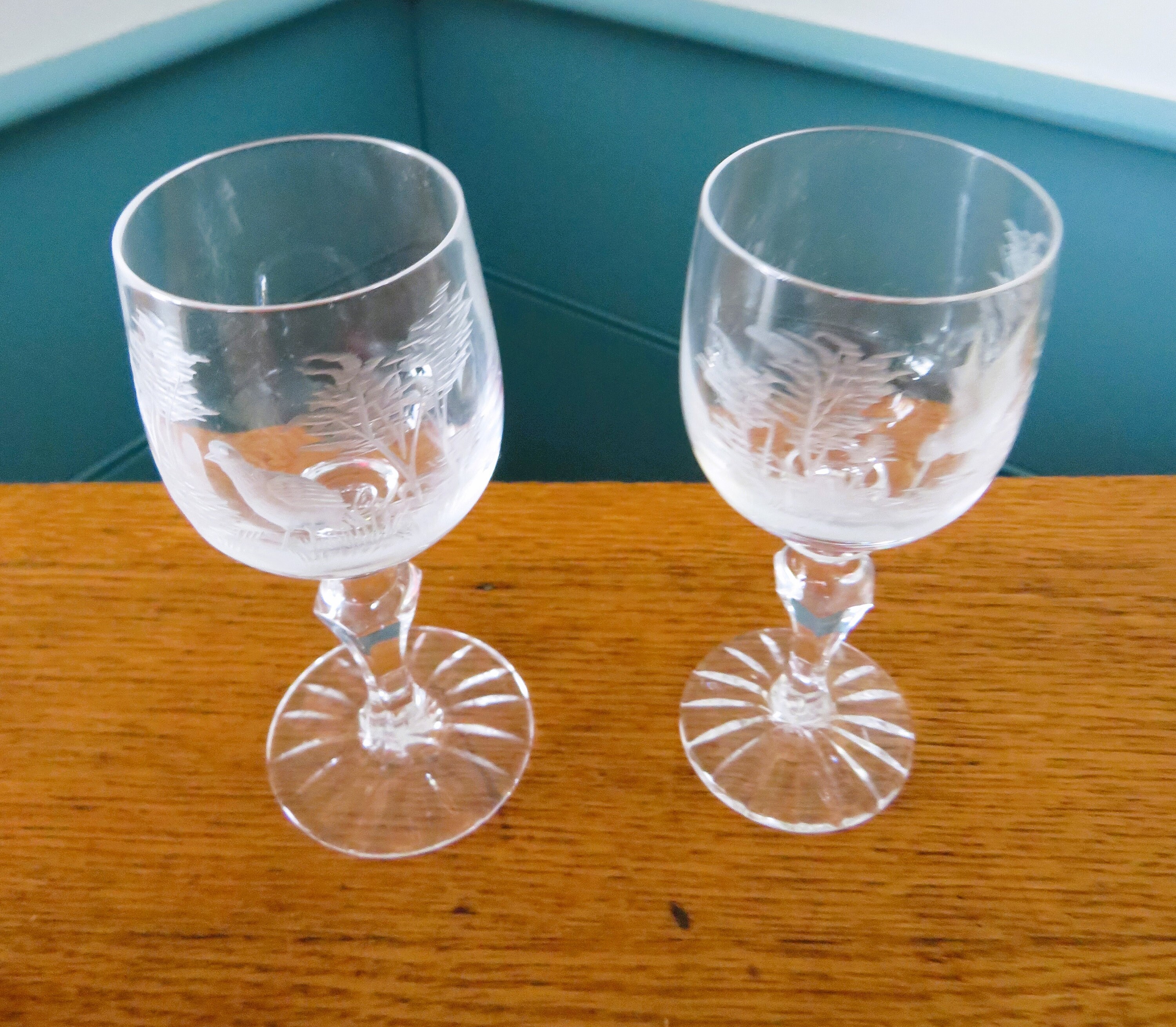 クリスタルエッチングの鳥のシーンのコーディアル 2 個セット、六角形