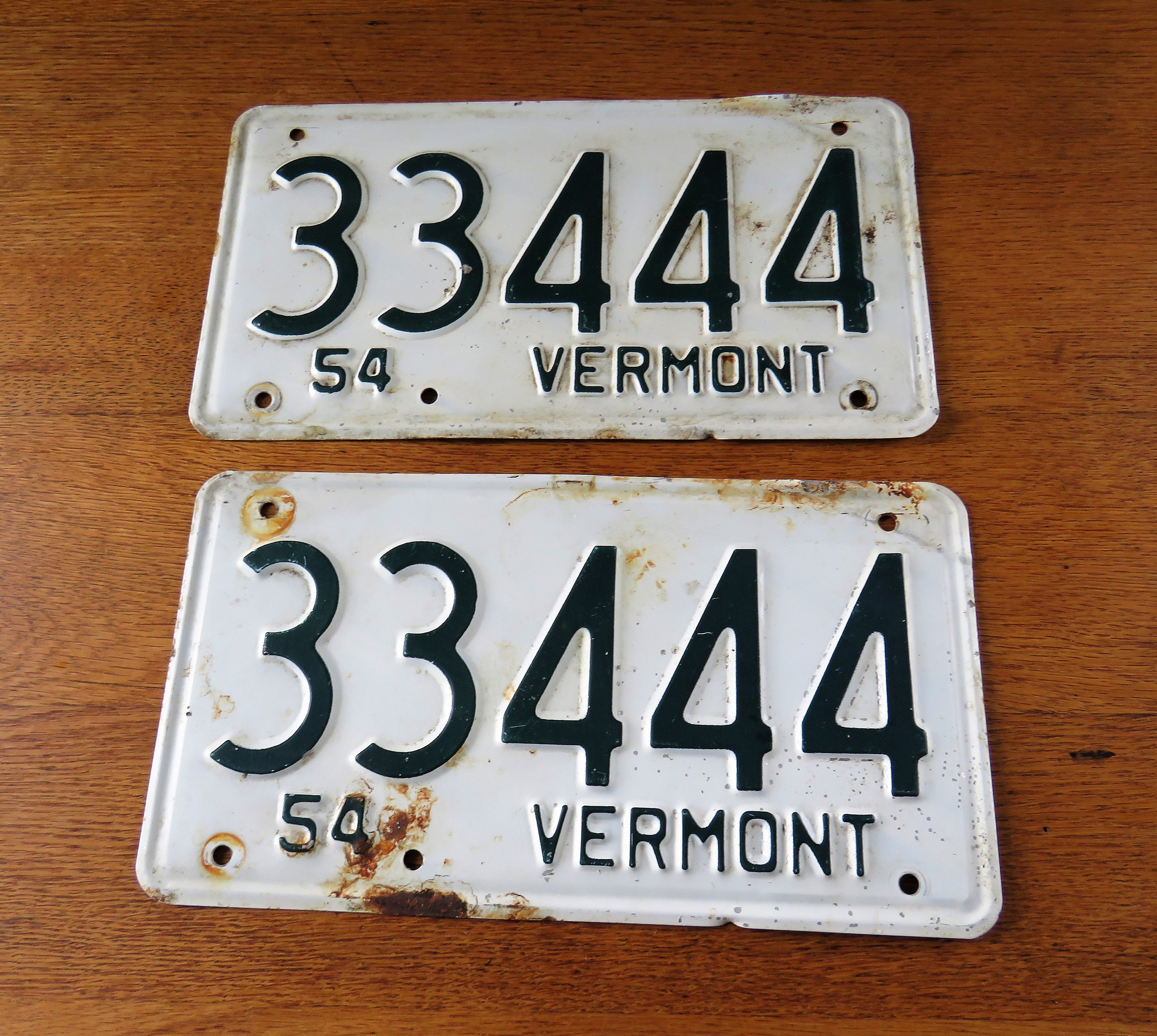 License Plates 1954 for sale Only 4 left at 60