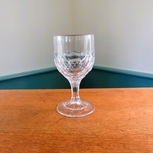 EAPG CRYSTAL Honeycomb 9 Ounce Goblet - Early American Pressed Glass, 6 1/16&quot;