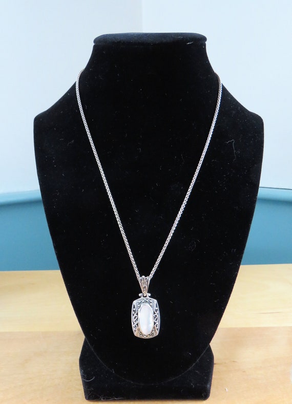 Sterling Marcasite Mother of Pearl oval pendant I… - image 4
