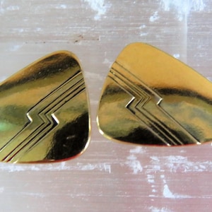 Laurel Burch Triangular Geometric Abstract Gold Tone Clip On Earrings - Slightly Convex - Graceful Mid Century Modern