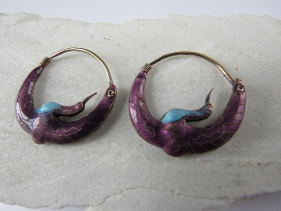 Cloisonne Arched Crane Hoop Earrings - Early Laur… - image 6