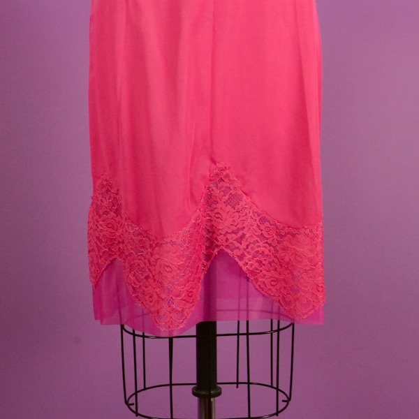 Vintage Hot Pink Half Slip with Lace Trim - Tricot 100% Nylon // Xs Small
