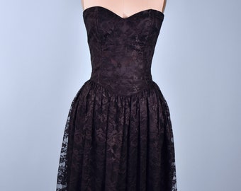 Vintage Gunne Sax Dress w/ Sweetheart Neckline in Black // Xs